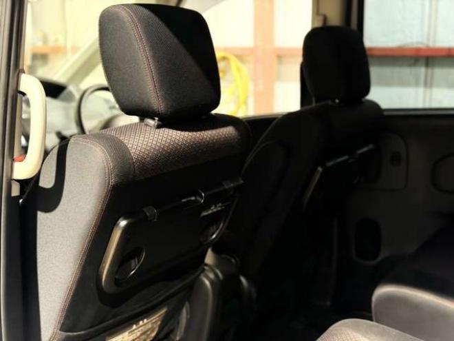 セレナ2.0 ハイウェイスター 4WD　防錆塗装4WDTVナビBカメ 2000