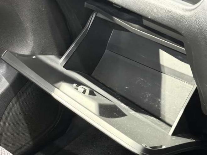 セレナ2.0 ハイウェイスター 4WD　防錆塗装4WDTVナビBカメ 2000