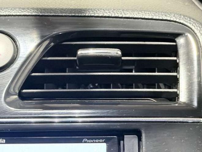 セレナ2.0 ハイウェイスター 4WD　防錆塗装4WDTVナビBカメ 2000