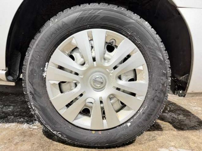 セレナ2.0 20X 4WD　防錆塗装4WDラジオナビETC 2000