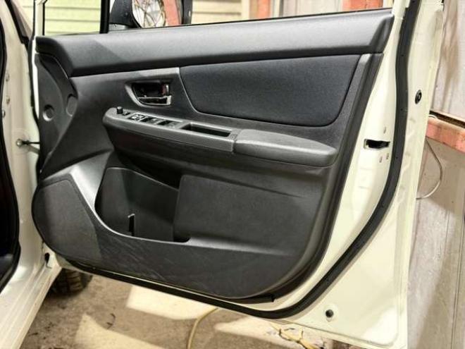 インプレッサスポーツ 2.0 i 4WD　防錆塗装4WDTVナビBカメエンスタ 2000