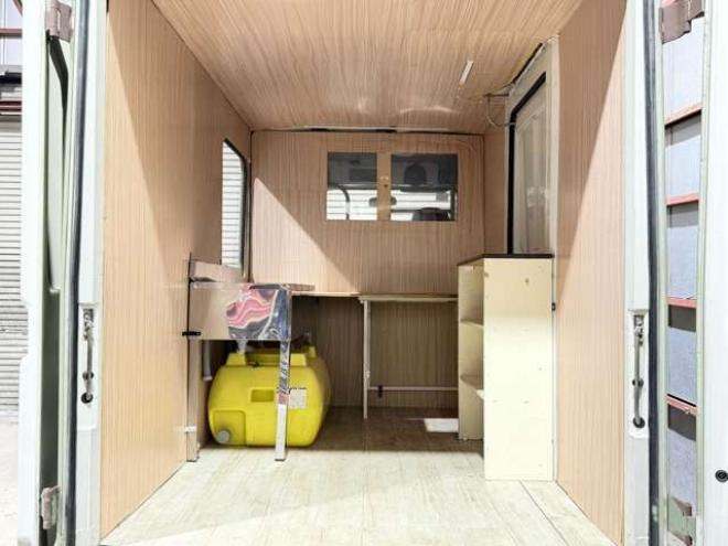 クイックデリバリークイックデリバリー　全塗装車キッチンカーレンタカーアップ 2WD 2400