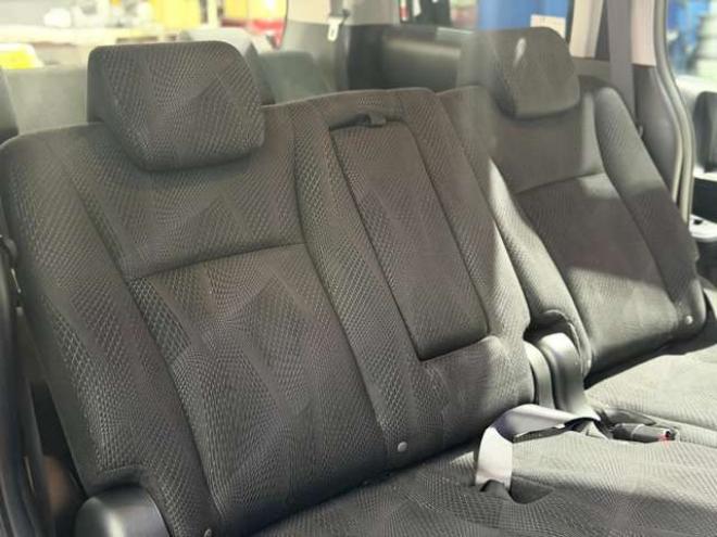 ステップワゴン2.0 スパーダ S 4WD　防錆塗装4WDTVナビBカメETC後席モニタ 2000