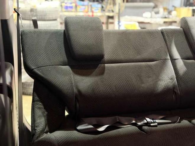 ステップワゴン2.0 スパーダ S 4WD　防錆塗装4WDTVナビBカメETC後席モニタ 2000