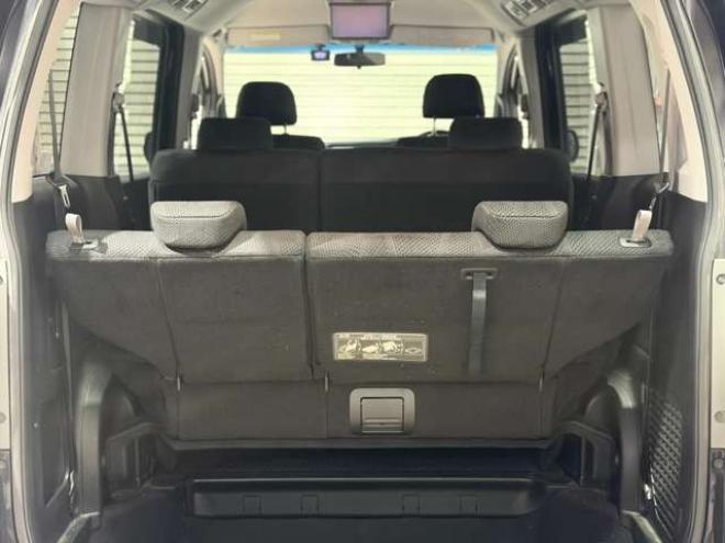 ステップワゴン2.0 スパーダ S 4WD　防錆塗装4WDTVナビBカメETC後席モニタ 2000