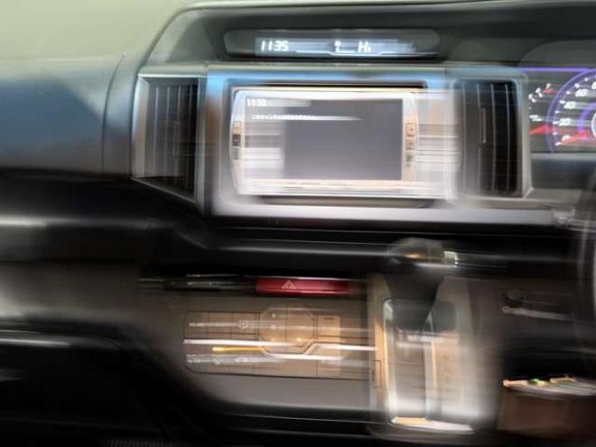 ステップワゴン2.0 スパーダ S 4WD　防錆塗装4WDTVナビBカメETC後席モニタ 2000