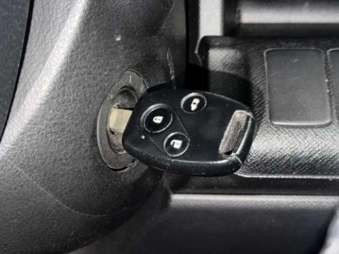 ステップワゴン2.0 スパーダ S 4WD　防錆塗装4WDTVナビBカメETC後席モニタ 2000