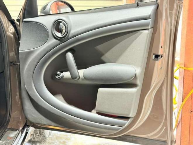 ミニクロスオーバー クーパーS オール4　防錆塗装4WDTVナビBカメETC 正規輸入車 1600