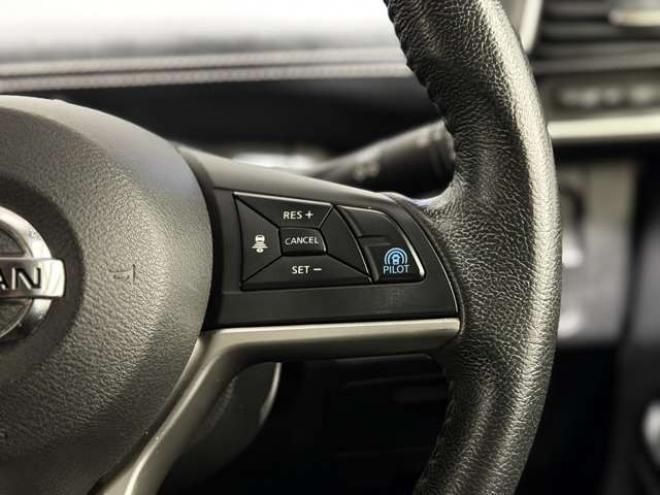 セレナ2.0 ハイウェイスター プロパイロット エディション 4WD　ユーザー買取車防錆塗装4WDドラレコTVナビBカメETC後席モニタエンスタ 2000