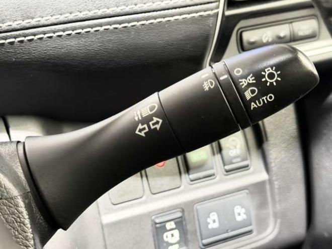 セレナ2.0 ハイウェイスター プロパイロット エディション 4WD　ユーザー買取車防錆塗装4WDドラレコTVナビBカメETC後席モニタエンスタ 2000