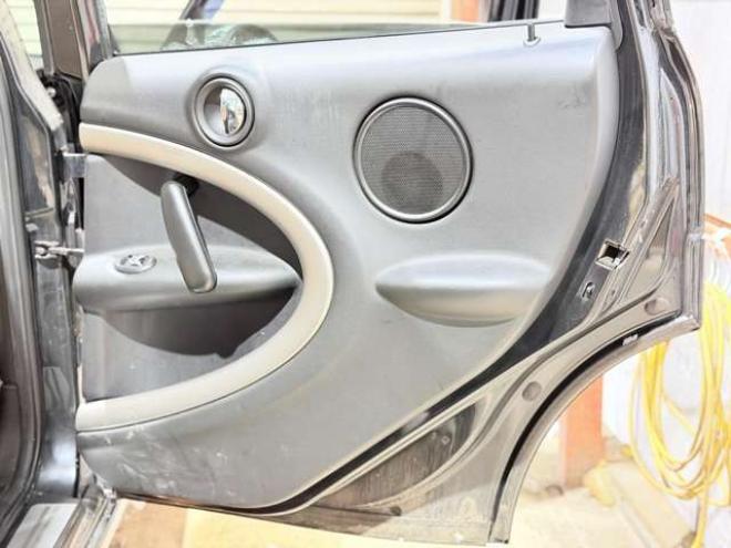 ミニクロスオーバー クーパー D オール4 4WD　防錆塗装4WDアンドロイドナビBカメETC 正規輸入車 2000