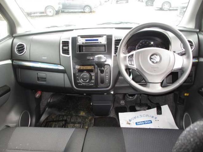 ワゴンRスティングレー T 4WD　5.3万キロ・ターボ・社外マフラー・外テール・エアクリーナー 660