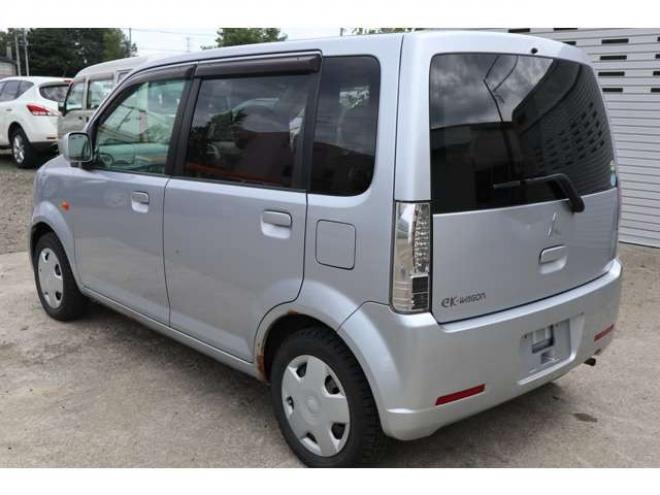 eKワゴンM 4WD　5速マニュアル・4WD・キーレス・2.7万キロ 660