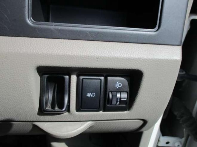 エブリィPA ハイルーフ 4WD　ナビ・TV・キーレス・4.5万キロ・修復なし 660