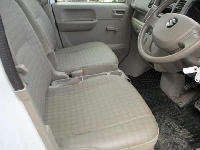 エブリィPA ハイルーフ 4WD　6.8万キロ・修復なし・インパネシフト 660