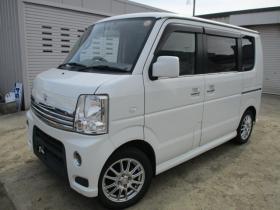 エブリィ　ワゴン PZターボ 4WD　R9/2・ターボ・ナビ・TV・キーレス・左パワースライドドア・タイミングチェーン式 660