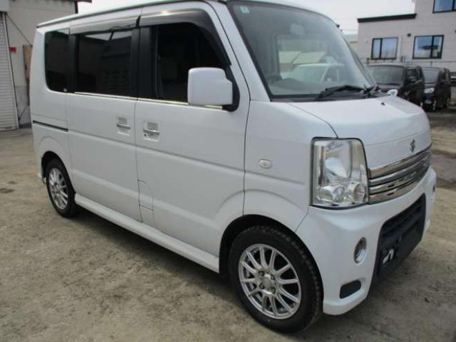 エブリィワゴン PZターボ 4WD　R9/2・ターボ・ナビ・TV・キーレス・左パワースライドドア・タイミングチェーン式 660