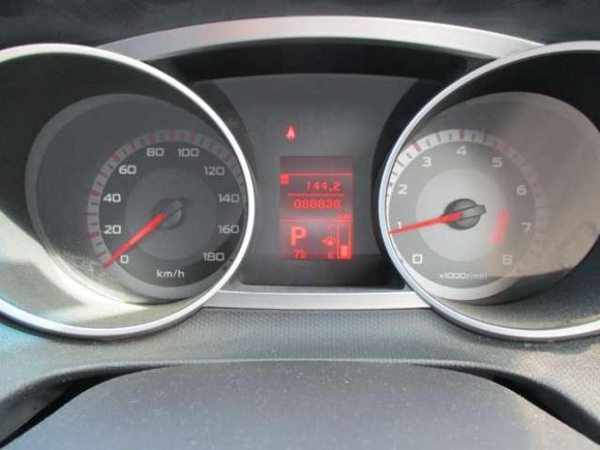 アウトランダー2.4 G 4WD　スマートキー・エンジンスターター 2400