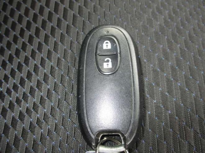 ワゴンRスティングレー X 4WD　スマートキー 660