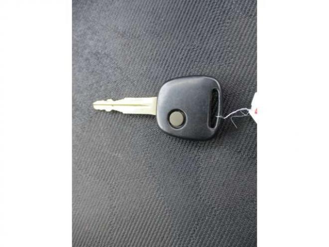 Keiワークス 4WD　ターボ・9.6万キロ・タイミングチェーン・キーレス・社外マフラー 660