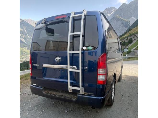 ハイエースバン3型 DXGLパッケージ ディーゼルターボ ナビTV 6人乗 リアヒーター リアハシゴ 車検新規 12ヶ月点検整備済 保証付！ 4WD 3000 4Dr