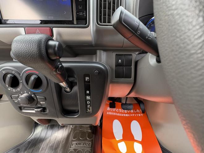 エブリィEVERY 4WD JOIN TURBO　寒冷地仕様 　リアヒーター　TURBO フォグランプ　フルセグナビBluetooth　ETC　AUTOライト　　バイザー　スタットレス　エンジンオイル交換　　ATF交換 4WD 660 ５Dr