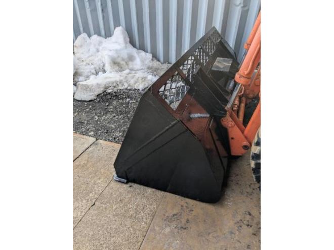 スキッドステアローダトヨタ　ジョブサン　SGK6　ガソリン　2.000H