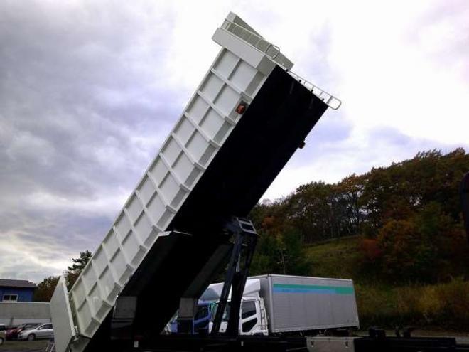 プロフィア深ダンプ 2DG-FS1AHE 新明和工業　 2WD 8860