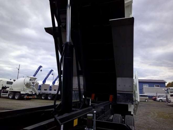 プロフィア深ダンプ 2DG-FS1AHE 新明和工業　 2WD 8860