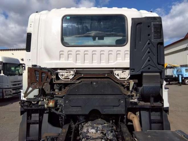 ギガキャブ付シャーシ　2PG-CYY77C　 2WD 9830