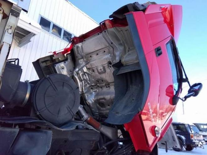 ギガウイング　QKG-CYJ77B 日本フルハーフ　 2WD 9830