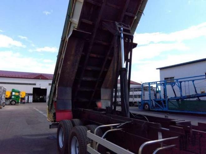 ギガダンプ　QKG-CYZ77A　 2WD 9830