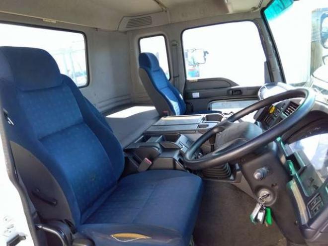 ギガダンプ　QKG-CYZ77A　 2WD 9830