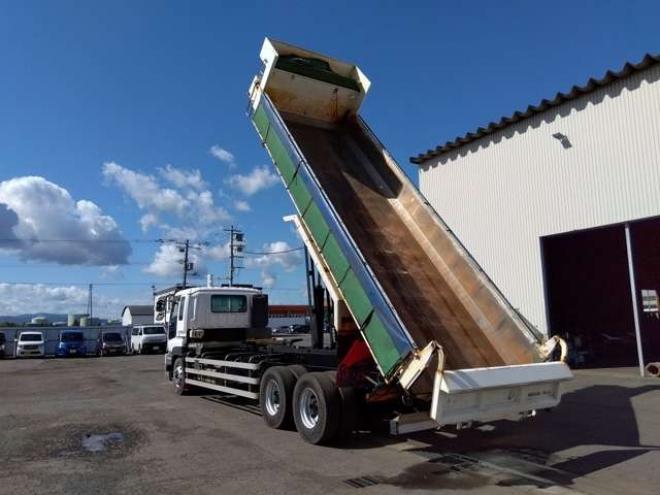 ギガダンプ　QKG-CYZ77A　 2WD 9830