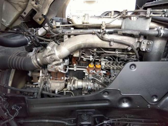 ギガ平ボディ(原木運搬車)　PDG-CYZ52V8　 2WD 15680