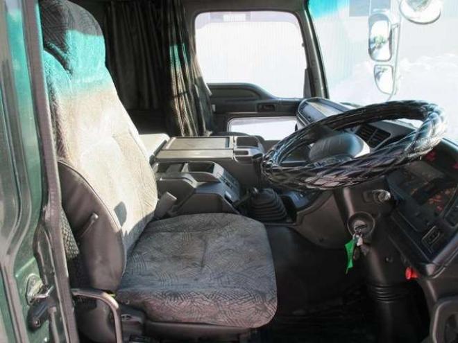 ギガ深ダンプ KL-CYZ51P3 水密式　水抜き穴有り　 2WD 14250