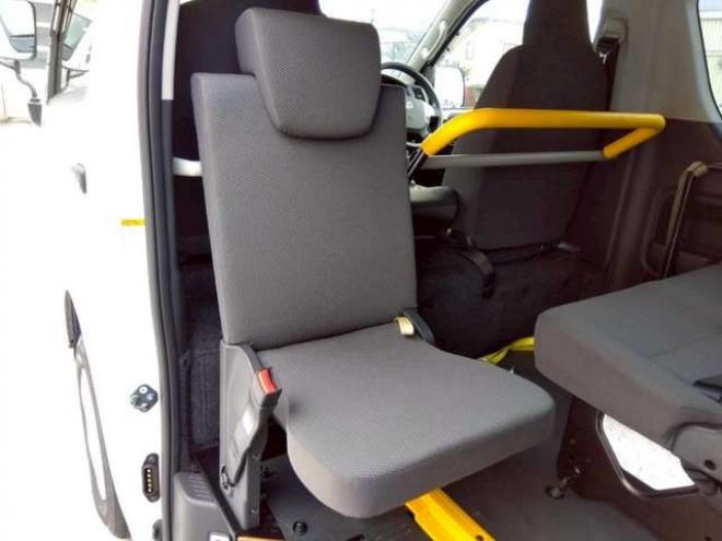 ハイエースバン2.8 ウェルキャブ ASタイプ ロング ディーゼルターボ 4WD　 福祉車両 2800