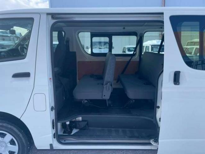 ハイエースバン2.8 DX ロング ディーゼルターボ 4WD　 2800