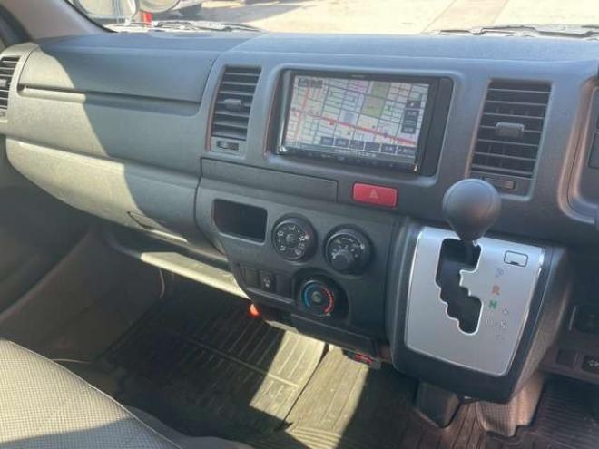 ハイエースバン2.8 DX ロング ディーゼルターボ 4WD　4WD　寒冷地仕様　社外ナビ　バックカメラ 2800