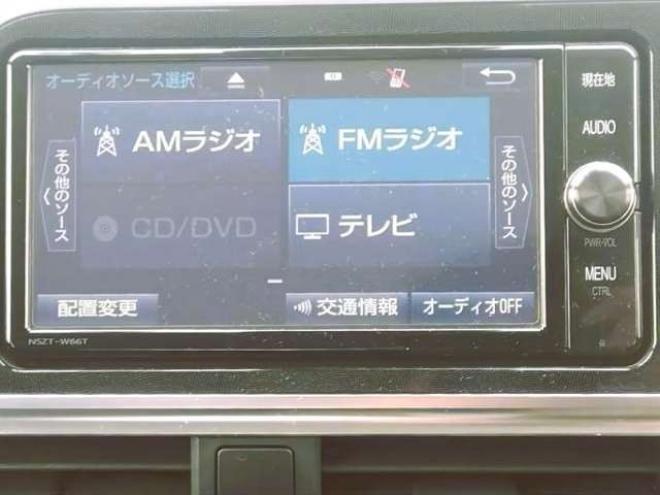 シエンタ1.5 G 4WD　4WD　純正ナビ　夏冬タイヤ 1500