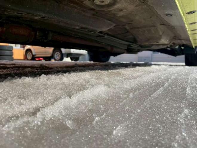 シエンタ1.5 G 4WD　4WD　純正ナビ　夏冬タイヤ 1500