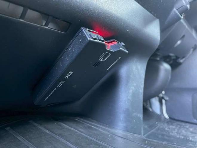 ハイエースバン2.8 DX ロング ディーゼルターボ 4WD　4WD　9人乗り　社外ナビ 2800