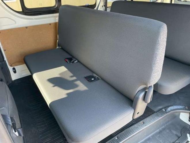 ハイエースバン2.8 DX ロング ディーゼルターボ 4WD　4WD　9人乗り　社外ナビ 2800