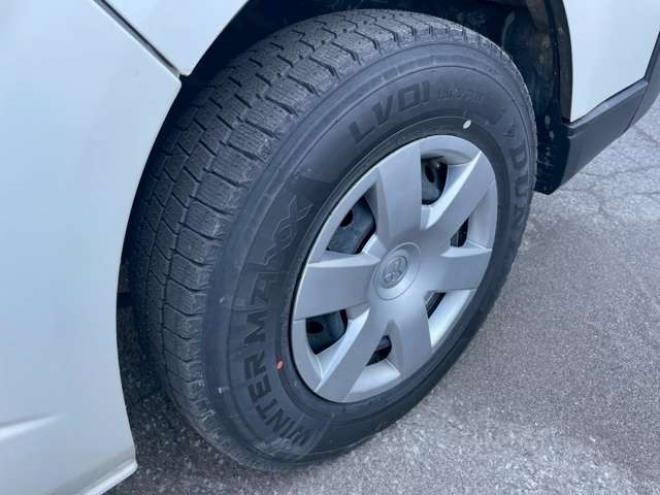 ハイエースバン2.8 DX ロング ディーゼルターボ 4WD　4WD　9人乗り　社外ナビ 2800