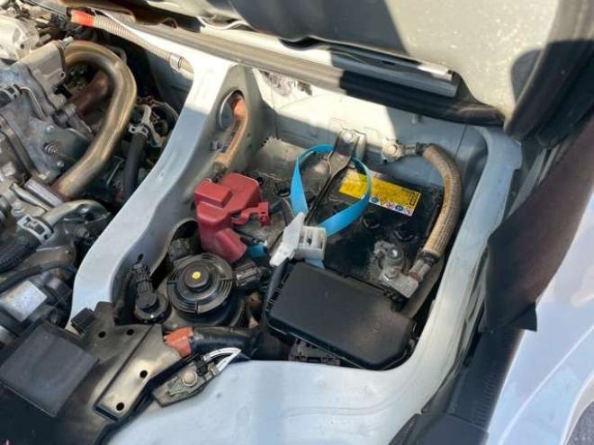 ハイエースバン2.8 DX ロング ディーゼルターボ 4WD　4WD　9人乗り　社外ナビ 2800