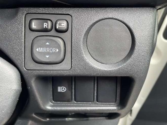 ハイエースバン2.8 リフト付バン ロング ディーゼルターボ 4WD　4WD　5ドア　パワーゲート付 2800