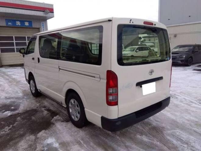 ハイエースバン2.8 リフト付バン ロング ディーゼルターボ 4WD　4WD　5ドア　パワーゲート付 2800