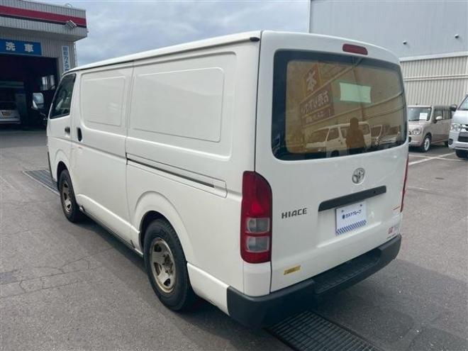 ハイエースバン2.8 中温強化冷凍バン ロング ディーゼルターボ 4WD　 2800