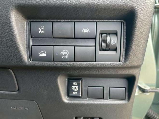 デリカミニG 4WD　4WD　夏冬タイヤ 660