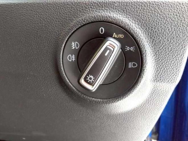 ワーゲンT-Roc　TDI Rライン ディーゼルターボ　 2WD 2000